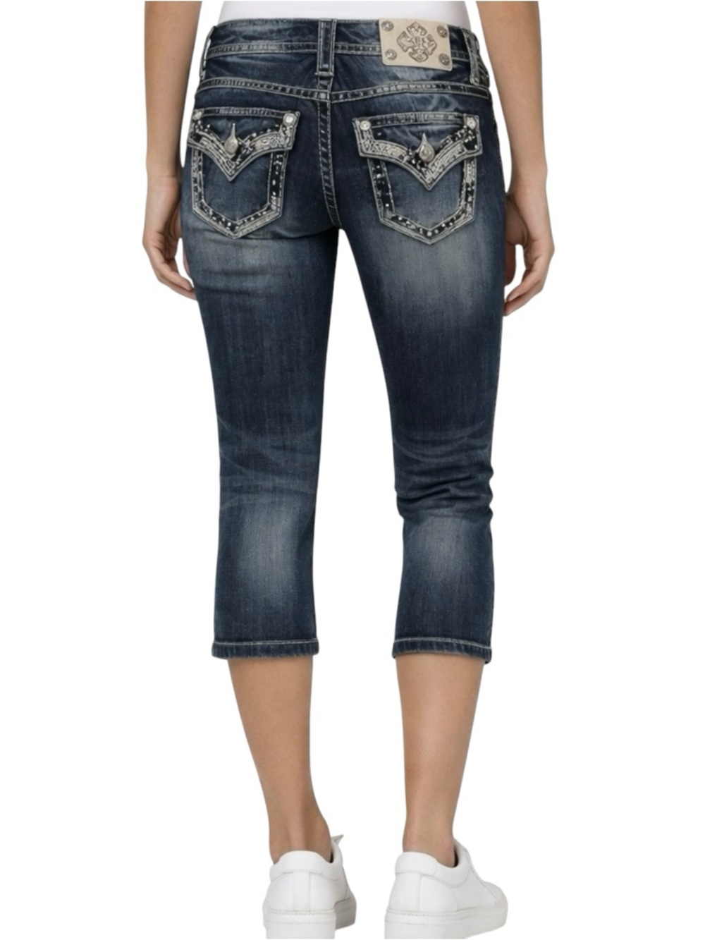 🚫SOLD🚫Miss Me Cropped Jeans Size 34 Mid Rise Distressed Embellished Flap Pockets